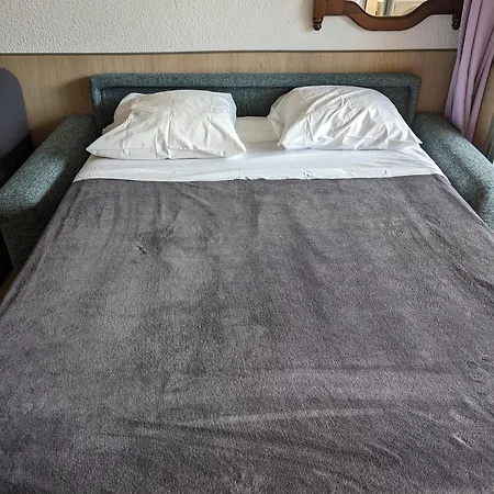 Calme Dernier Etage * أنتيب